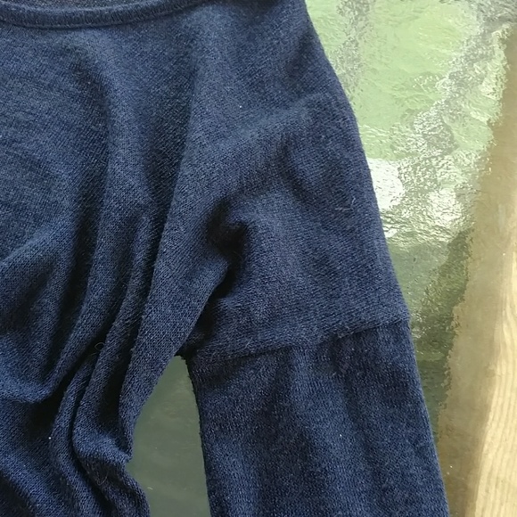 Old Navy Drop Shoulder Navy Blue Sweater - Picture 4 of 4